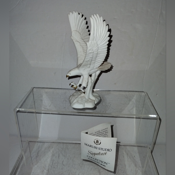 1985 Maruri Signature Collection By W.D. Gaither " Hawk " With 24k Gold Paint - Picture 3 of 13